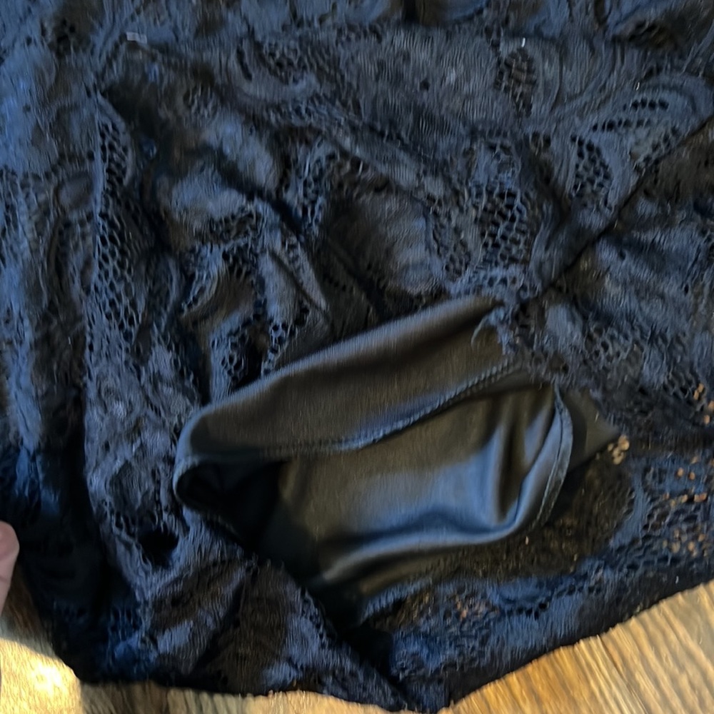 Dress - Picture 2 of 2